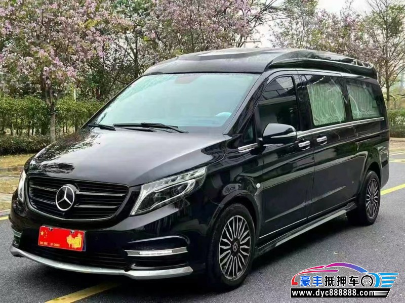 19年奔驰威霆轿车抵押车出售