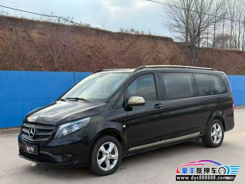 18年奔驰威霆轿车抵押车出售