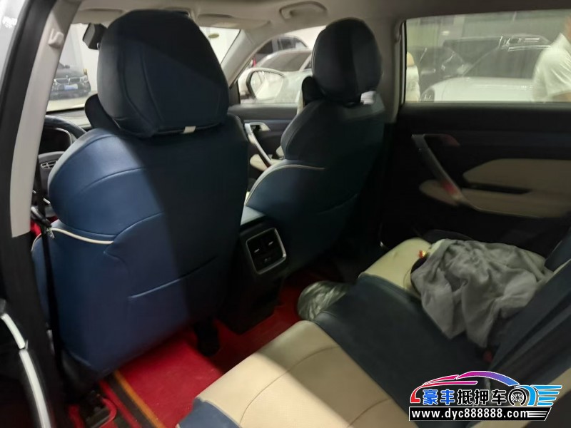 22年吉利博越轿车抵押车出售