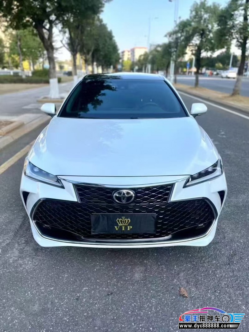 抵押车出售22年丰田亚洲龙轿车