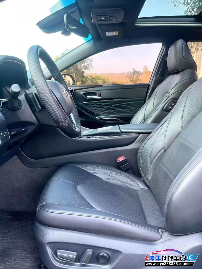 22年丰田亚洲龙轿车抵押车出售