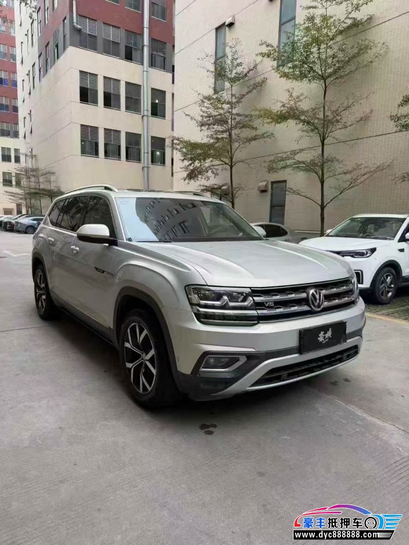 20年大众途昂轿车抵押车出售