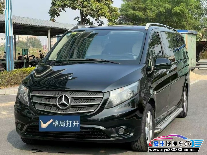 19年奔驰威霆轿车抵押车出售