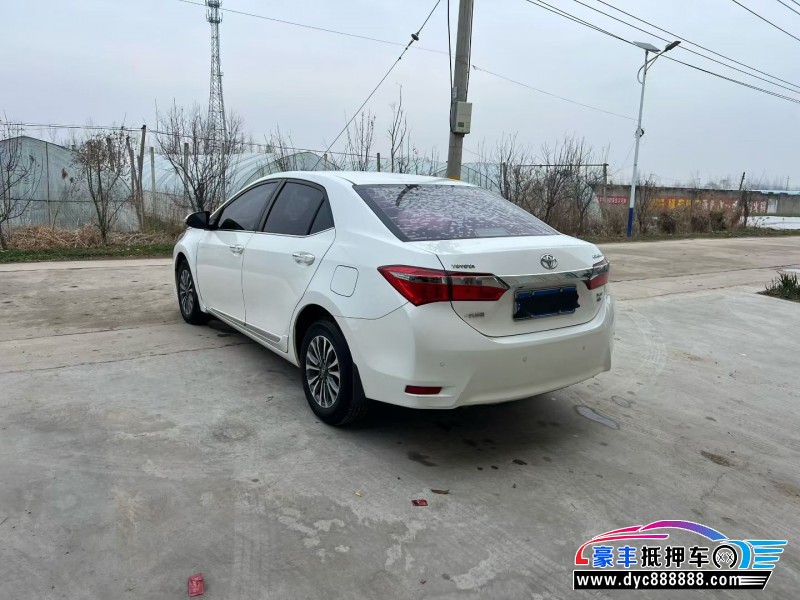 17年丰田雷凌轿车抵押车出售