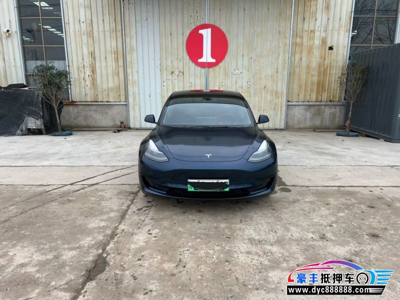 抵押车出售23年特斯拉MODEL 3轿车