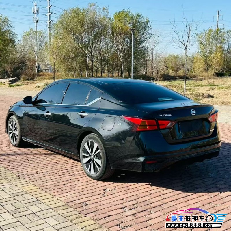 21年日产天籁轿车抵押车出售