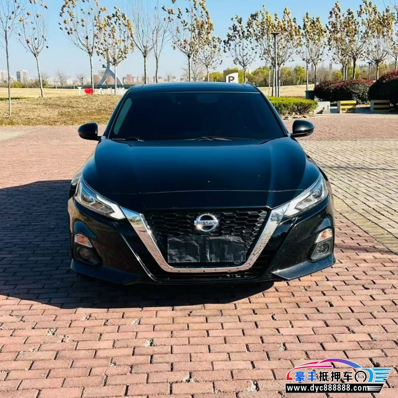 21年日产天籁轿车抵押车出售