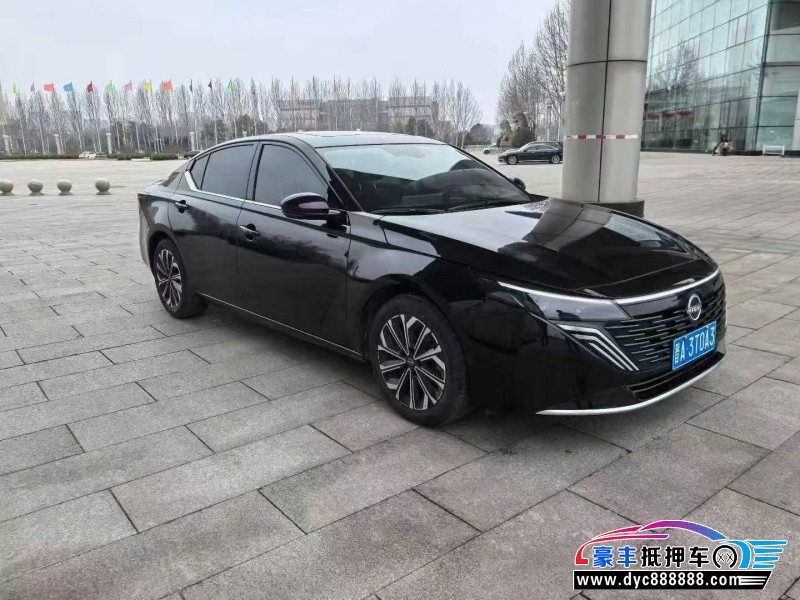 26年日产天籁轿车抵押车出售