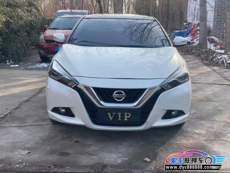 抵押车出售21年日产蓝鸟轿车