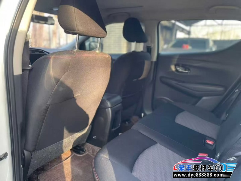 21年日产蓝鸟轿车抵押车出售