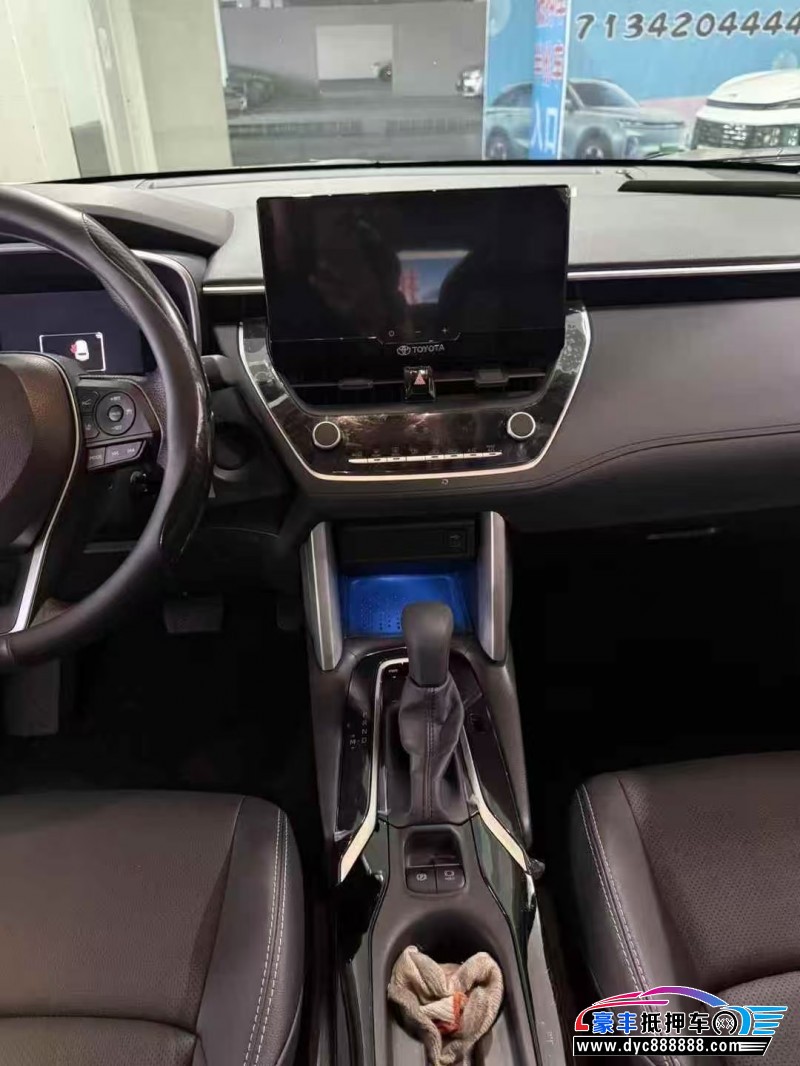 25年丰田锋兰达轿车抵押车出售