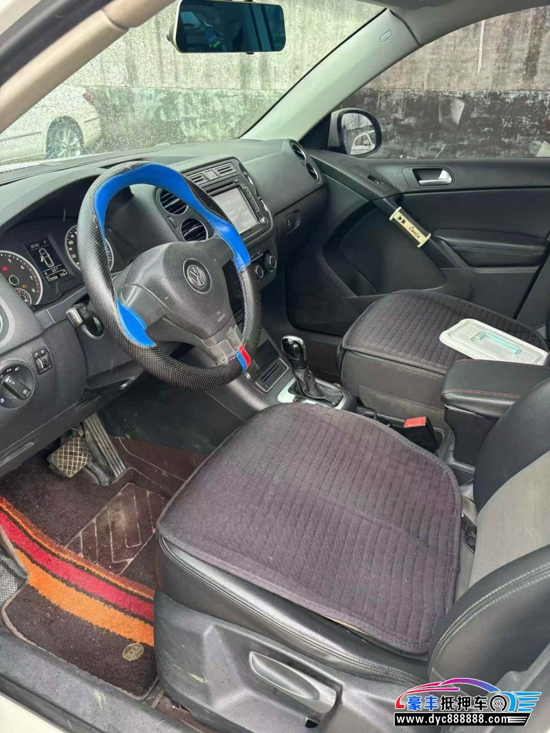 15年大众途观轿车抵押车出售