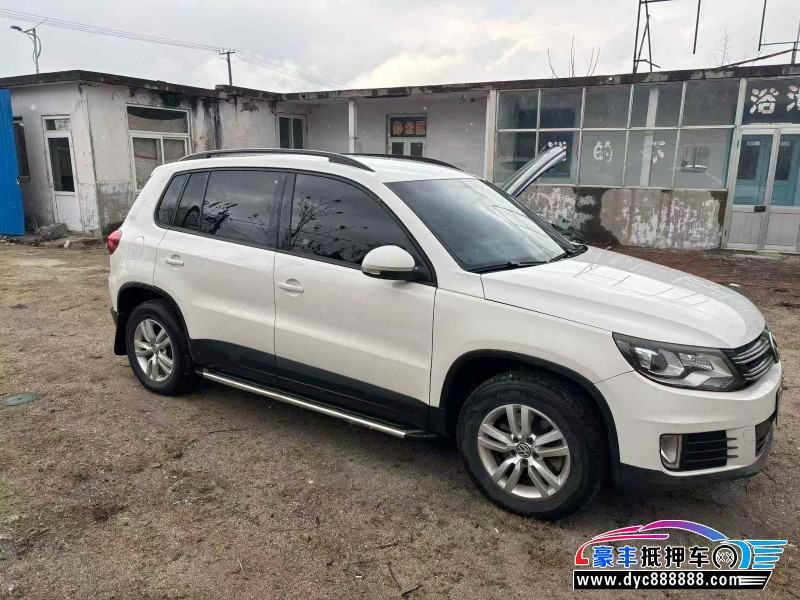 15年大众途观轿车抵押车出售