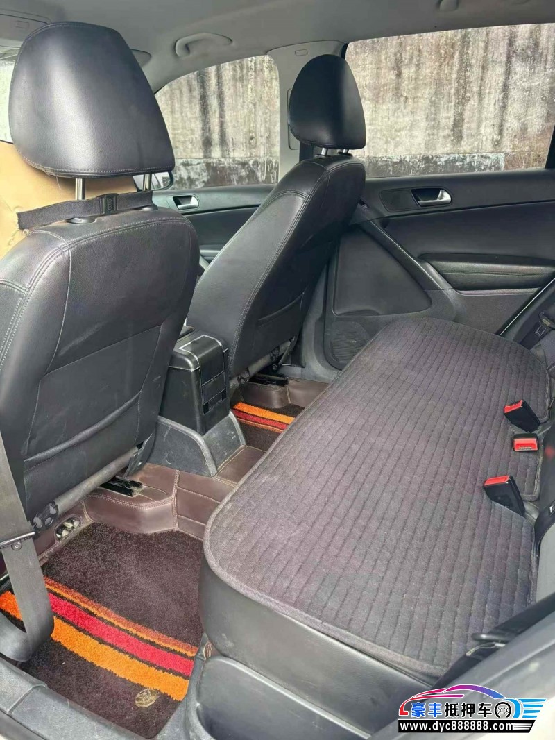 15年大众途观轿车抵押车出售