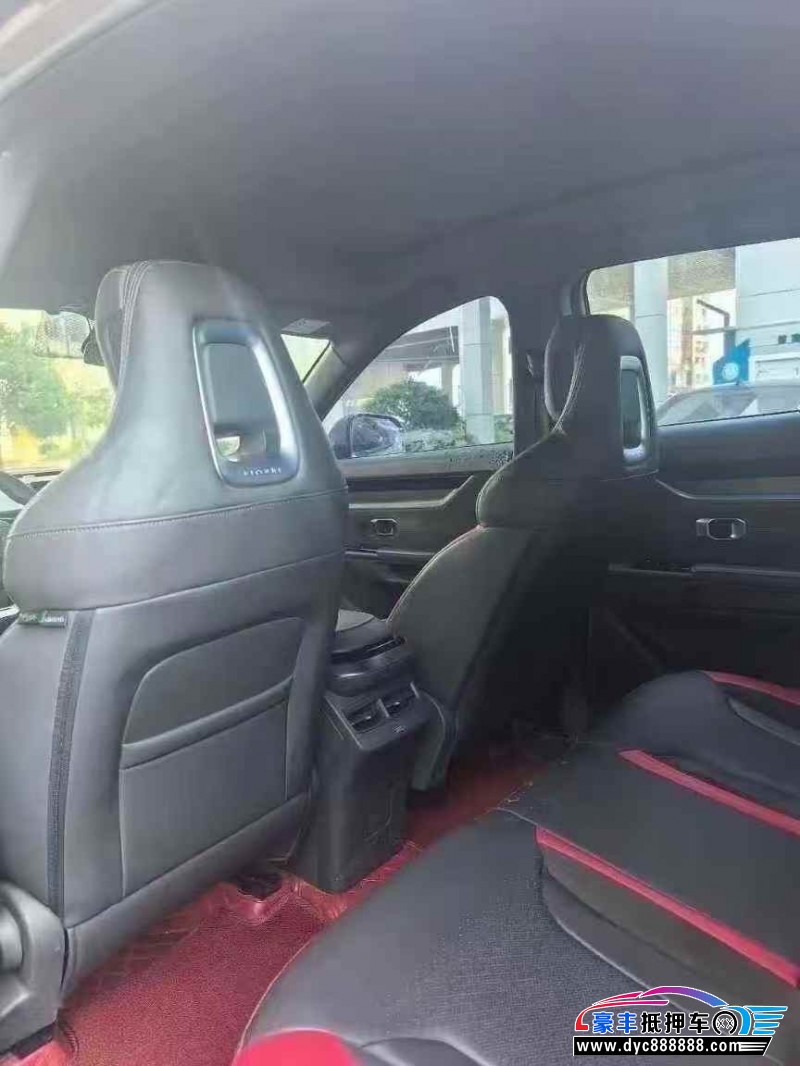 23年捷途大圣轿车抵押车出售