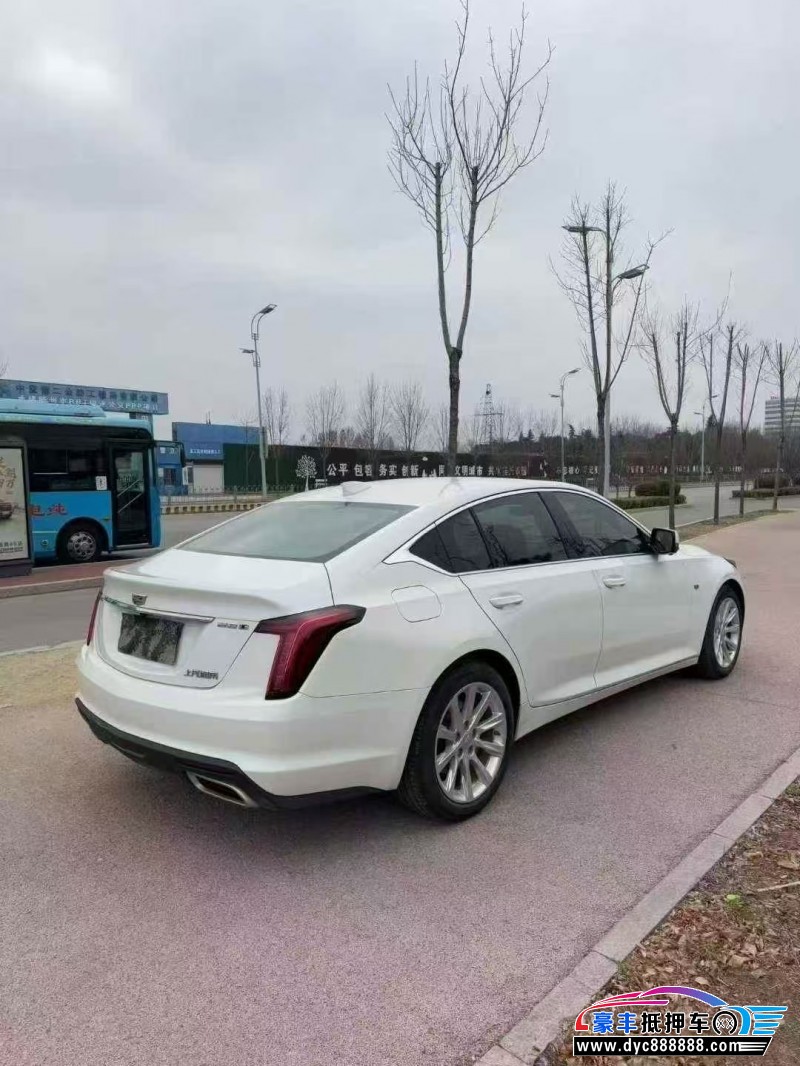 21年凯迪拉克CT5轿车抵押车出售