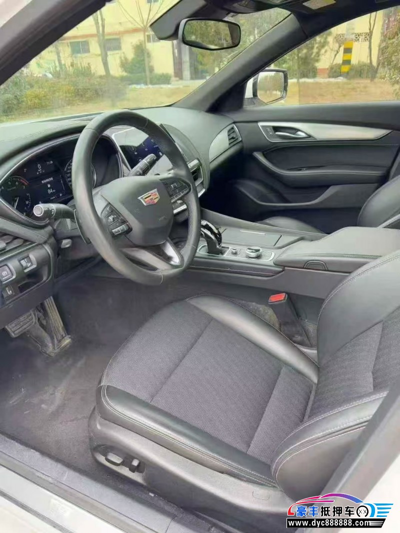 21年凯迪拉克CT5轿车抵押车出售