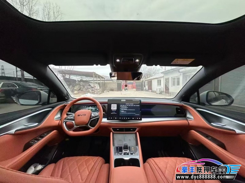 25年比亚迪海狮轿车抵押车出售