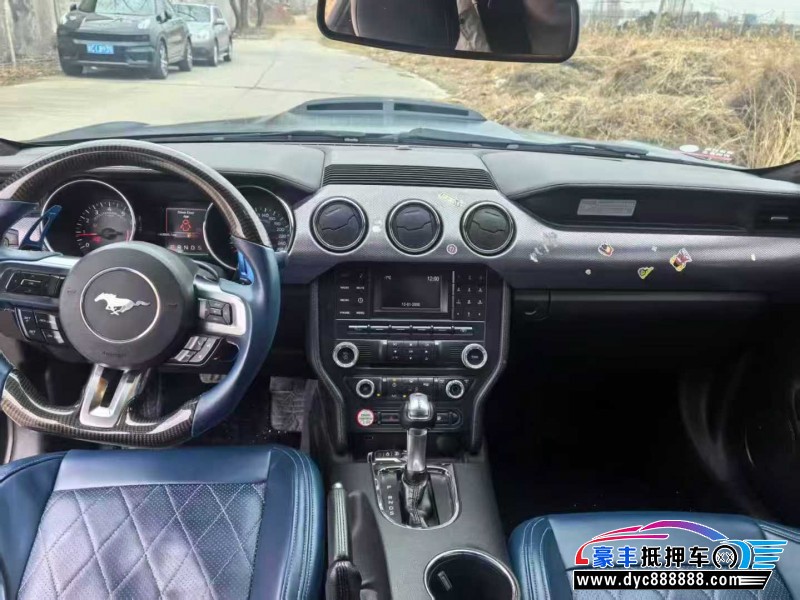 18年福特野马轿车抵押车出售