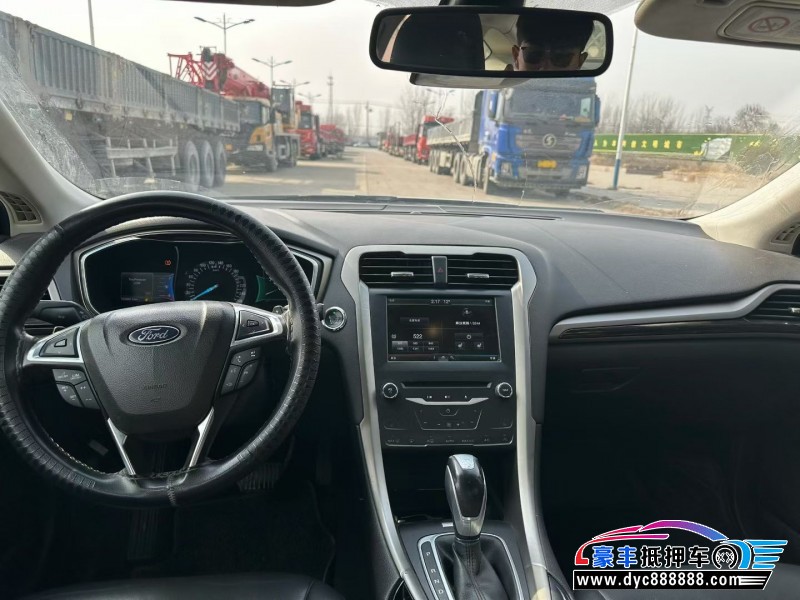 15年福特蒙迪欧轿车抵押车出售