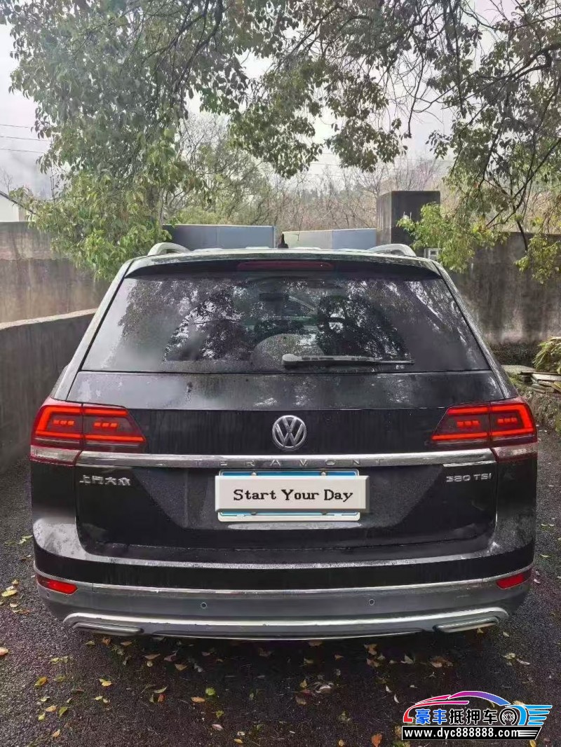 20年大众途昂轿车抵押车出售