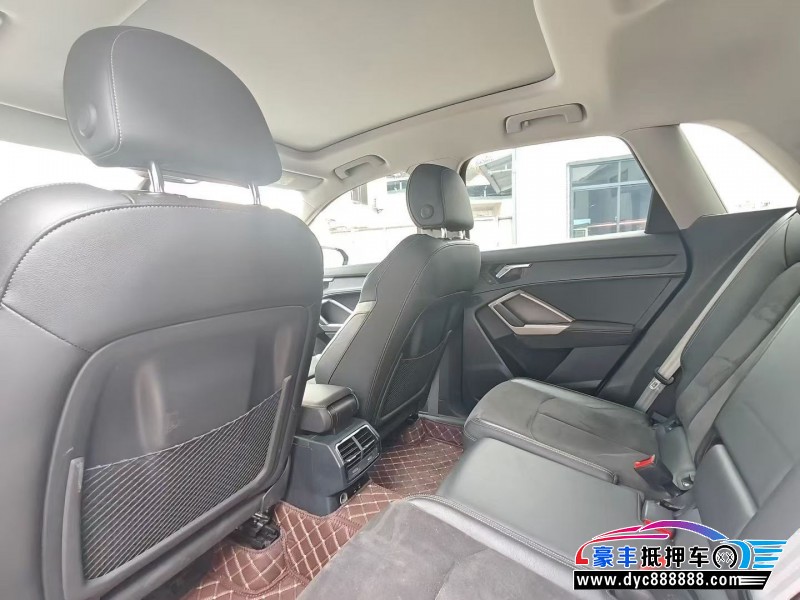 22年奥迪Q3轿车抵押车出售