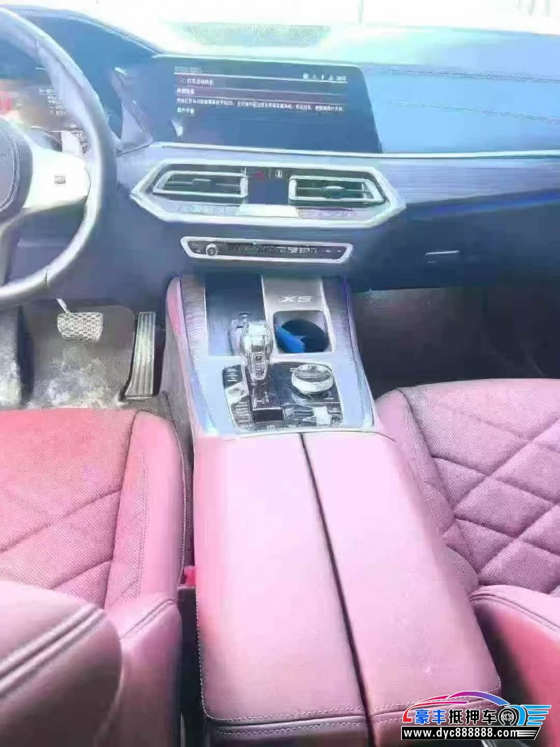 22年宝马X5SUV抵押车出售