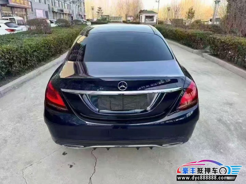 20年奔驰C轿车抵押车出售
