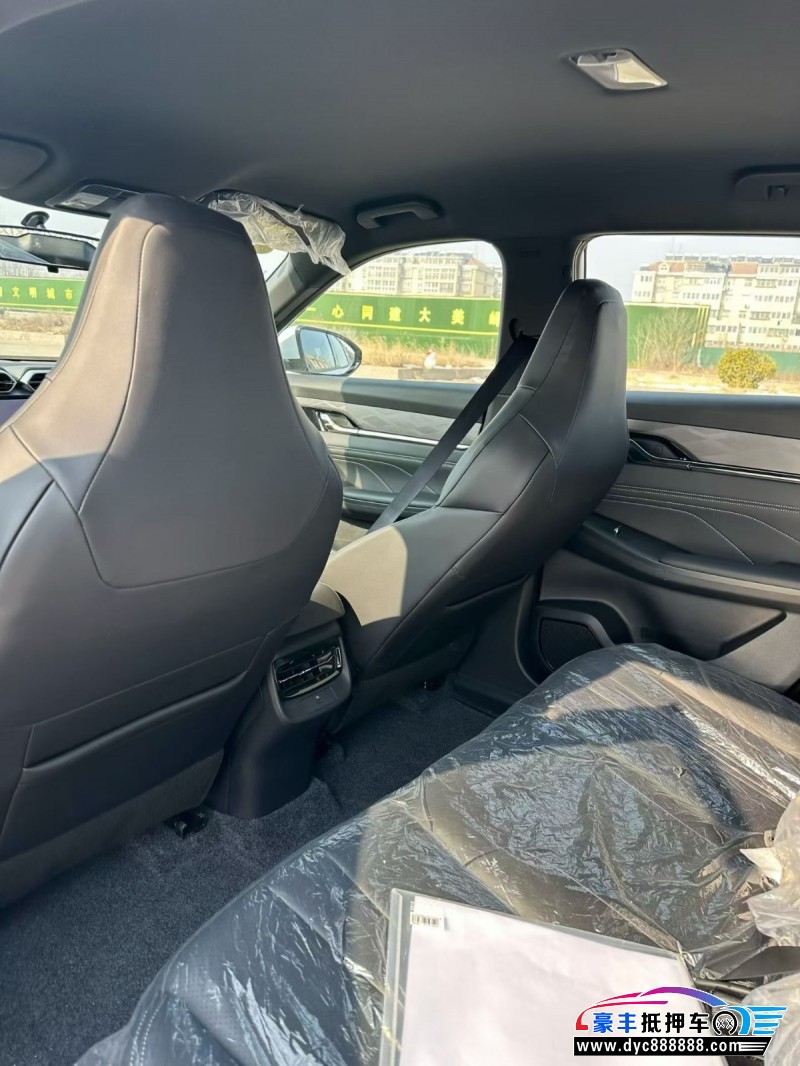 25年东风风神L7轿车抵押车出售