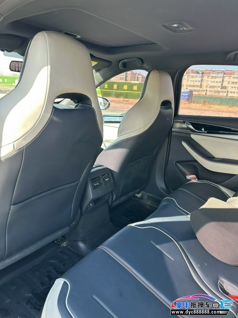 23年比亚迪秦轿车抵押车出售