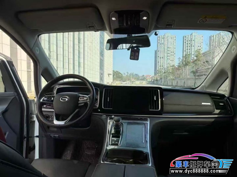 21年传祺M8轿车抵押车出售