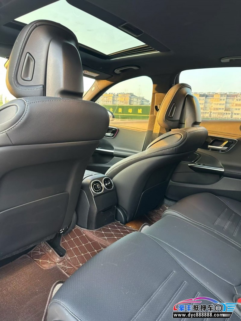 23年奔驰C轿车抵押车出售