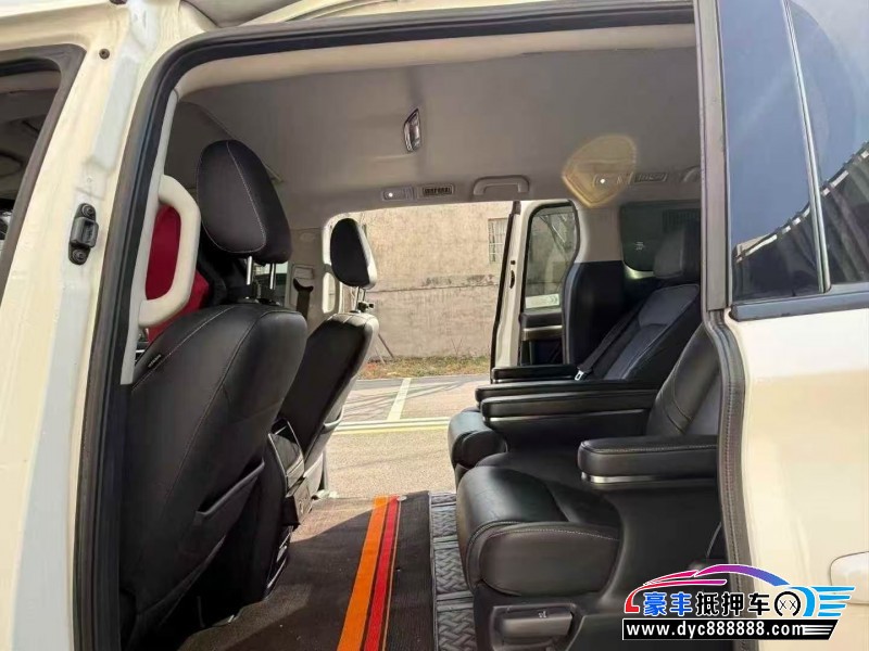 21年传祺M8轿车抵押车出售