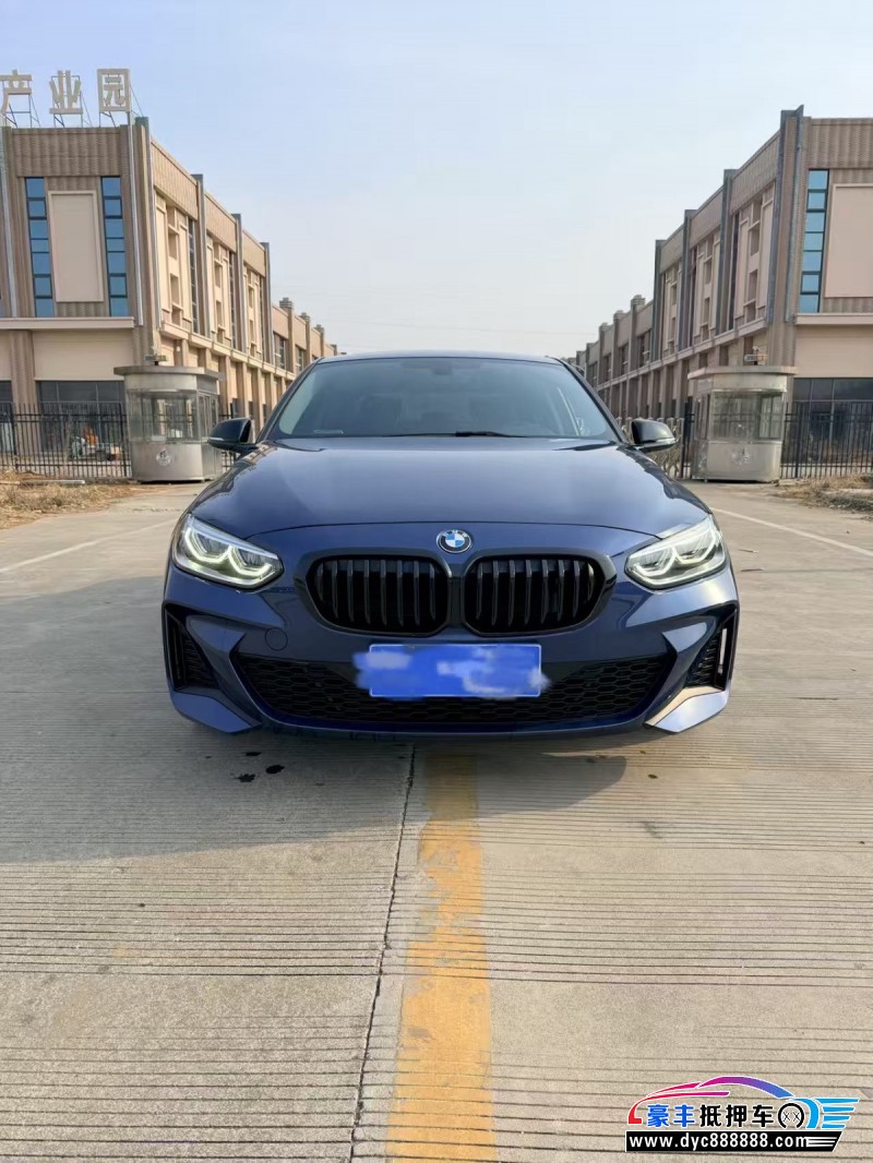 抵押车出售21年宝马1系轿车