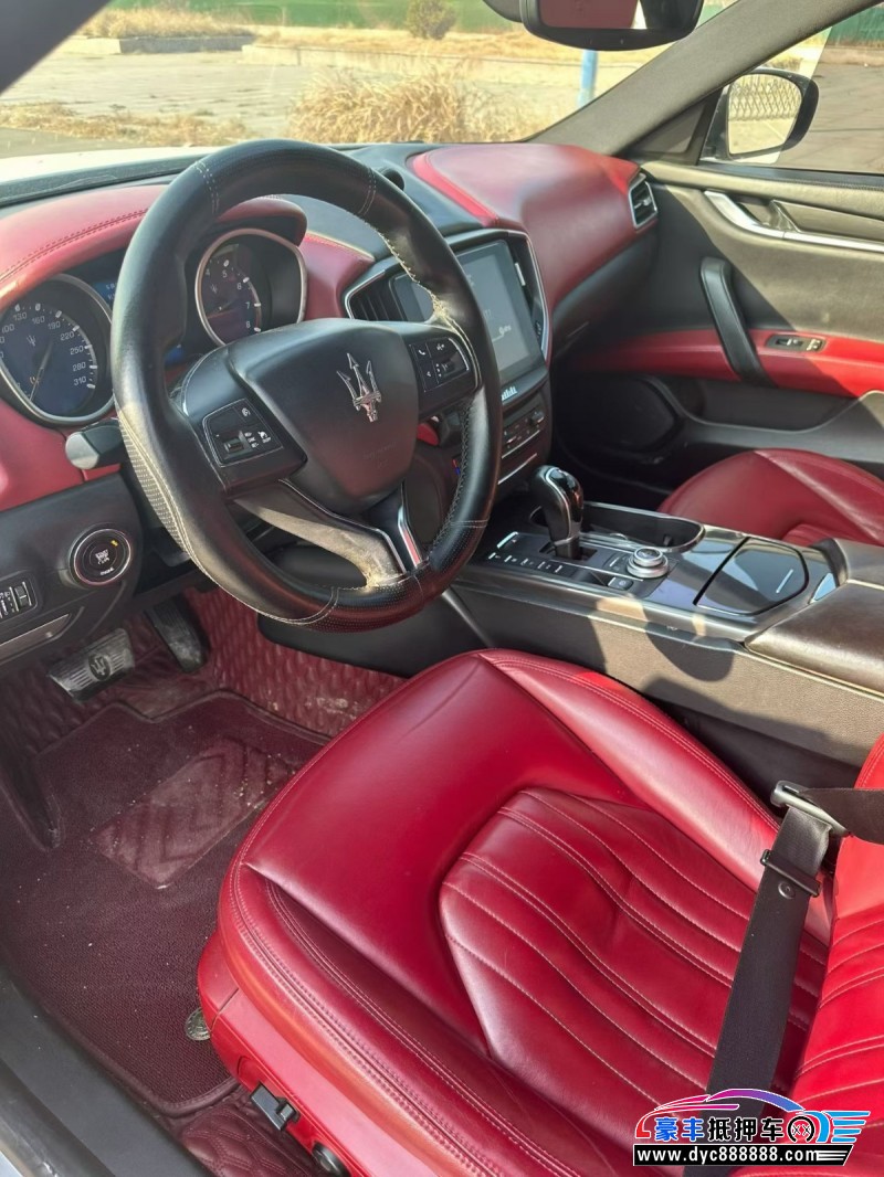 17年玛莎拉蒂Ghibli轿车抵押车出售