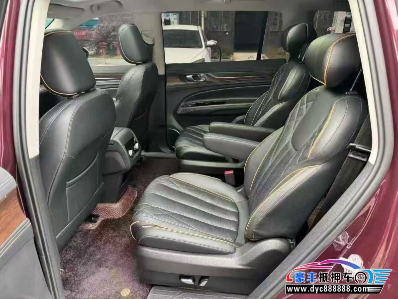 22年福特领裕轿车抵押车出售