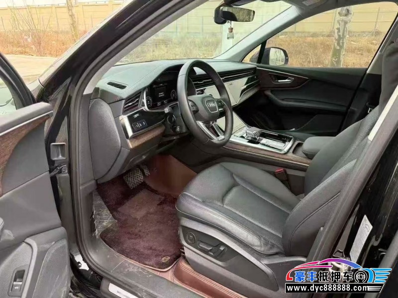 23年奥迪Q7SUV抵押车出售