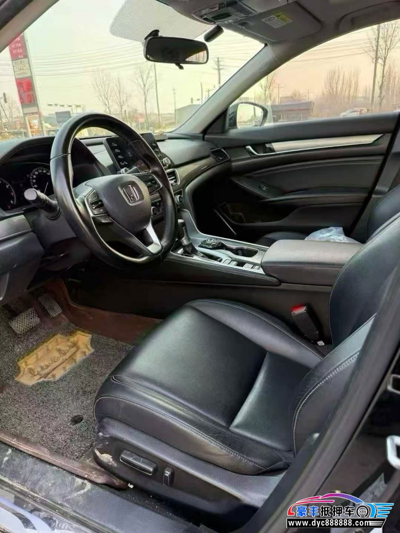 21年本田雅阁轿车抵押车出售