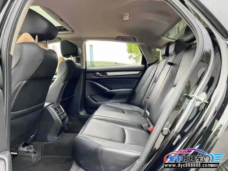 23年本田雅阁轿车抵押车出售