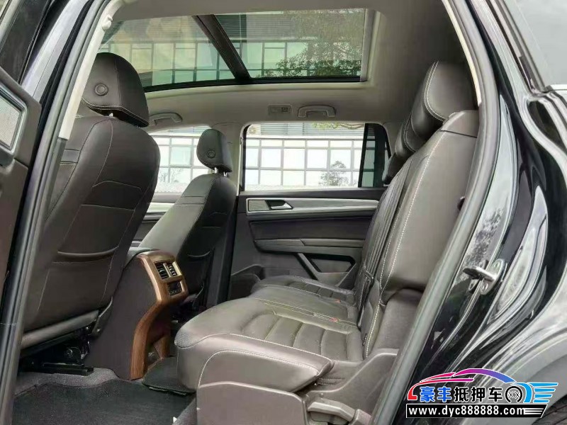 20年大众途昂轿车抵押车出售