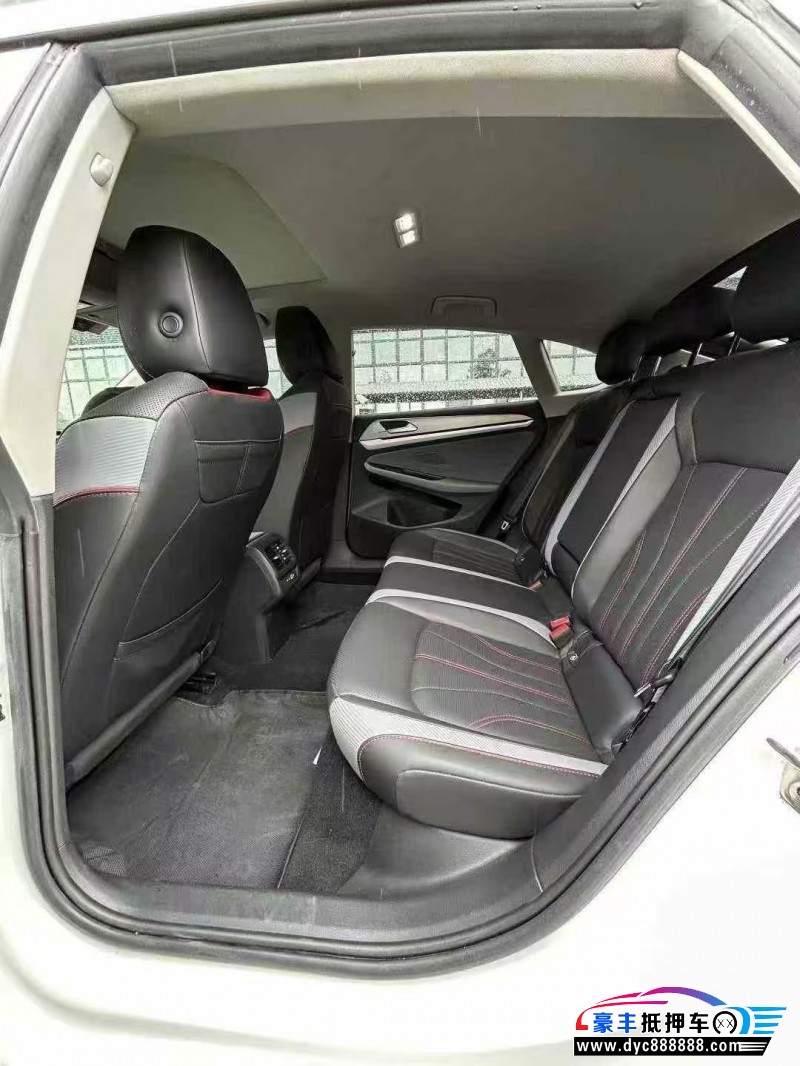 22年大众凌渡轿车抵押车出售