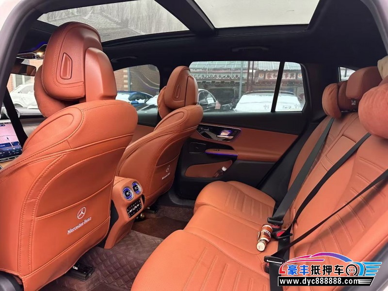 25年奔驰GLC轿车抵押车出售