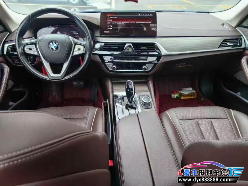 22年宝马5系轿车抵押车出售