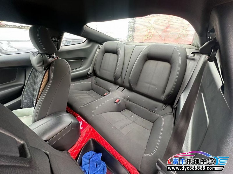 18年福特野马轿车抵押车出售