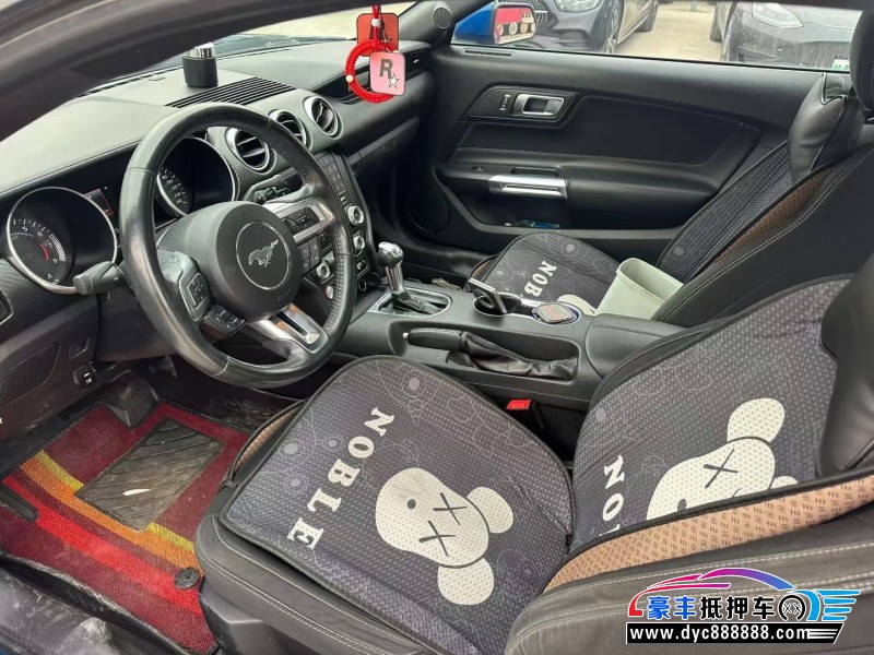 18年福特野马轿车抵押车出售