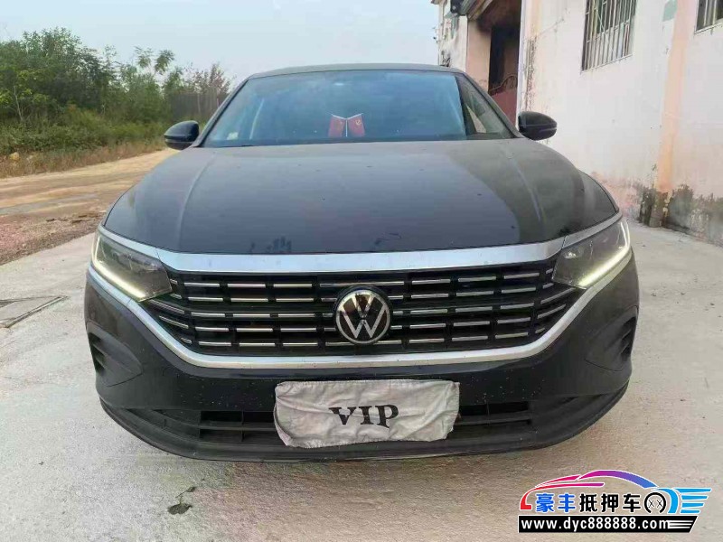 抵押车出售24年大众帕萨特轿车