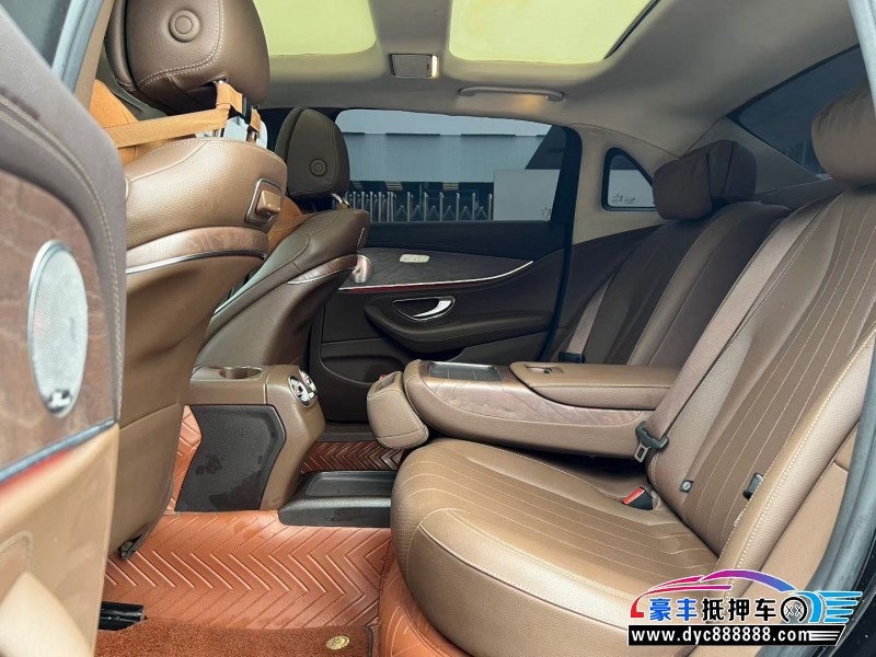 19年奔驰E轿车抵押车出售