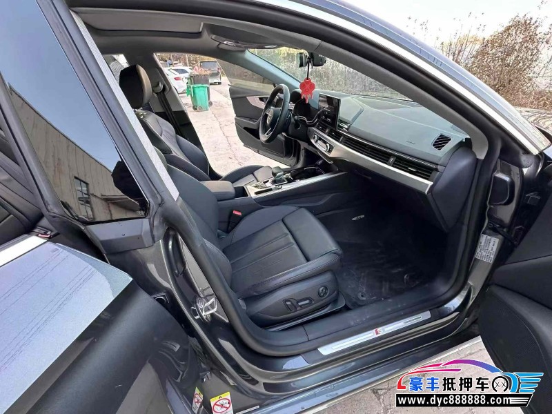 24年奥迪A5轿车抵押车出售