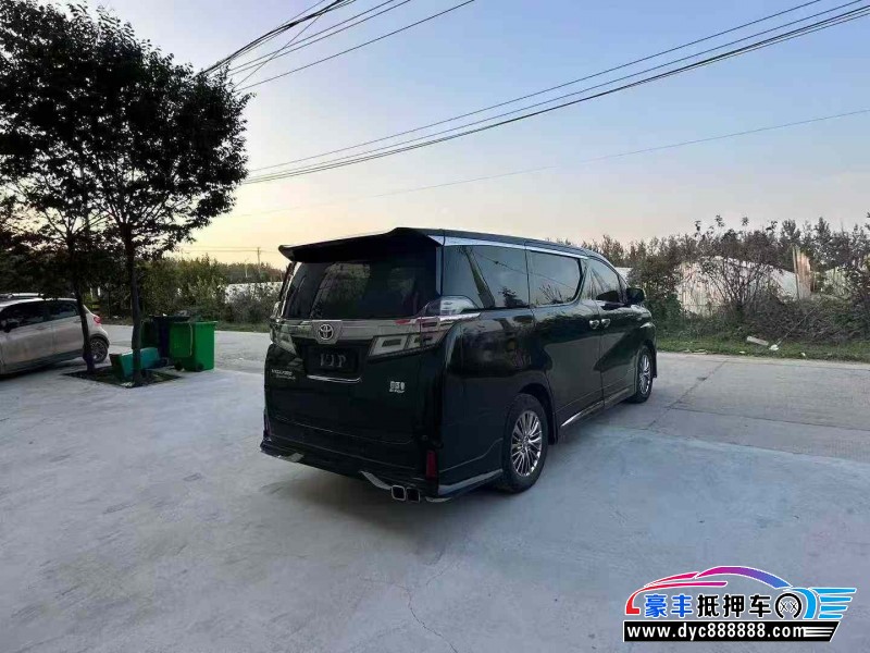 20年丰田威尔法轿车抵押车出售