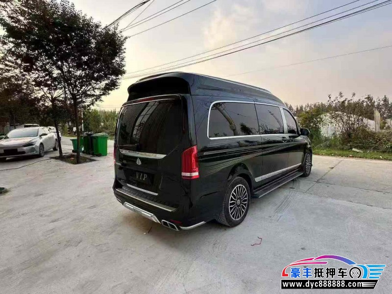 23年奔驰V轿车抵押车出售